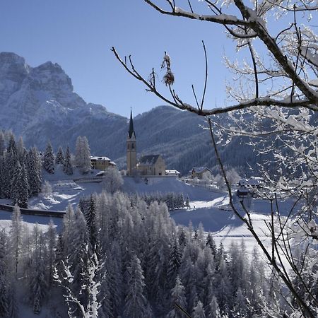 Cesa Fossal Lägenhet Colle Santa Lucia Exteriör bild