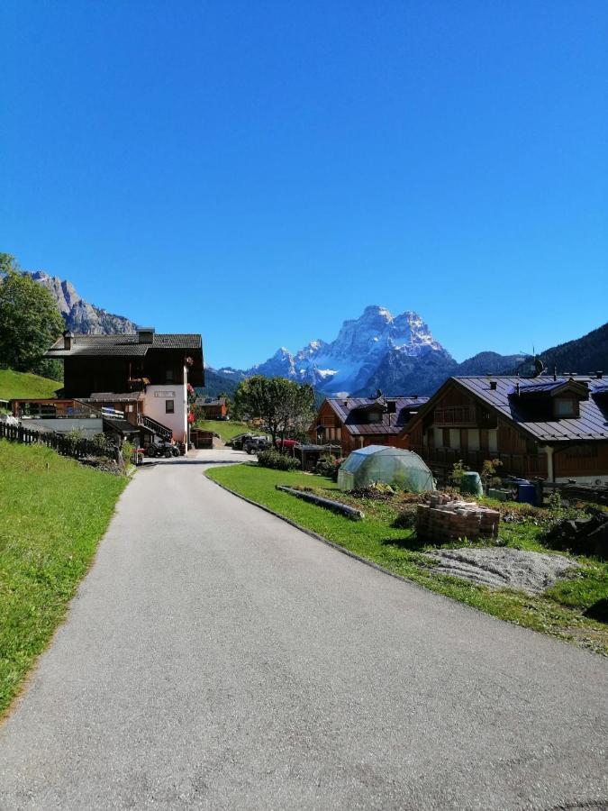 Cesa Fossal Lägenhet Colle Santa Lucia Exteriör bild