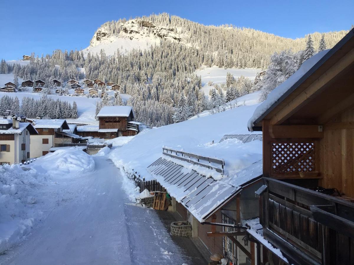 Cesa Fossal Lägenhet Colle Santa Lucia Exteriör bild