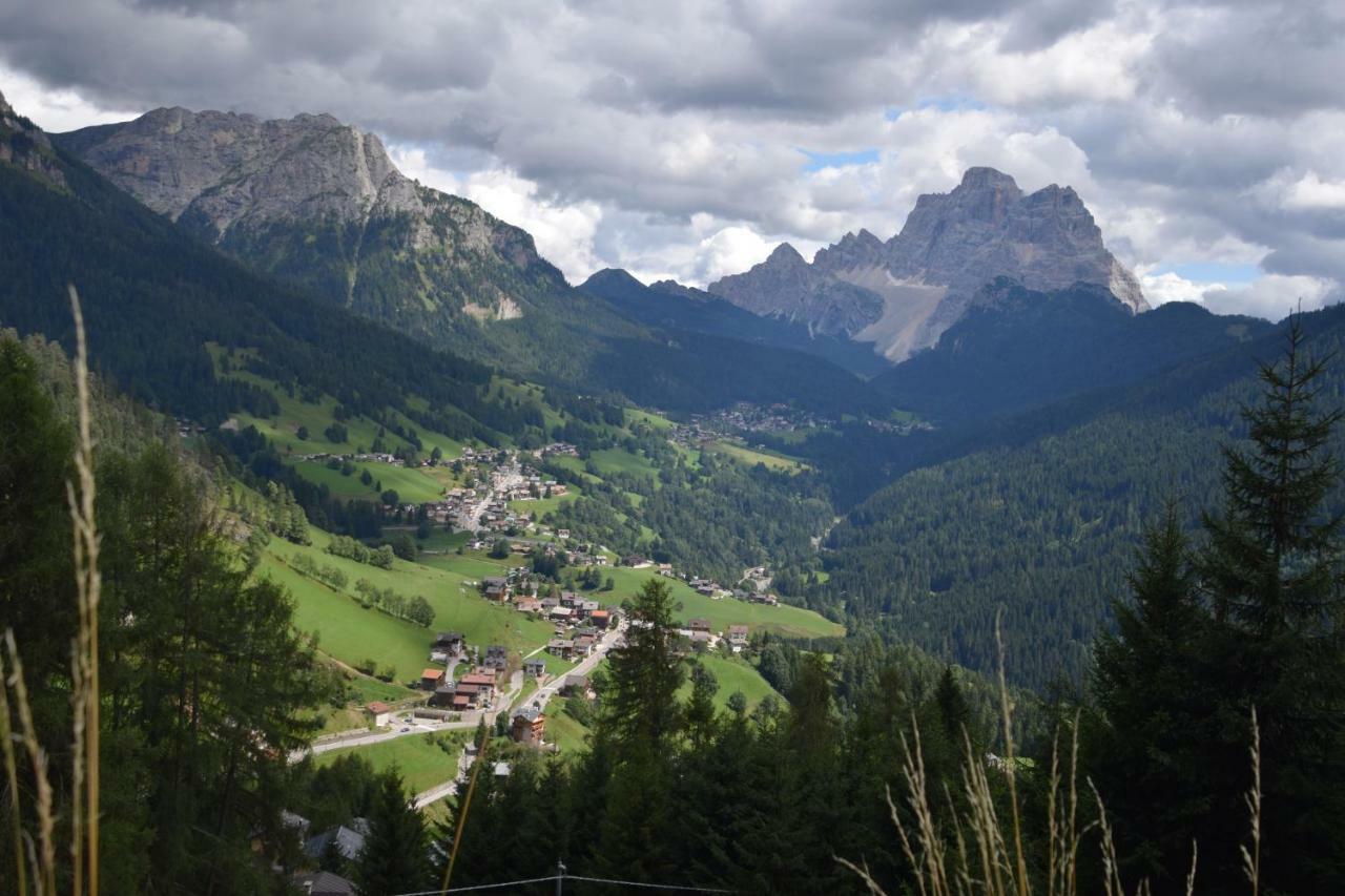 Cesa Fossal Lägenhet Colle Santa Lucia Exteriör bild